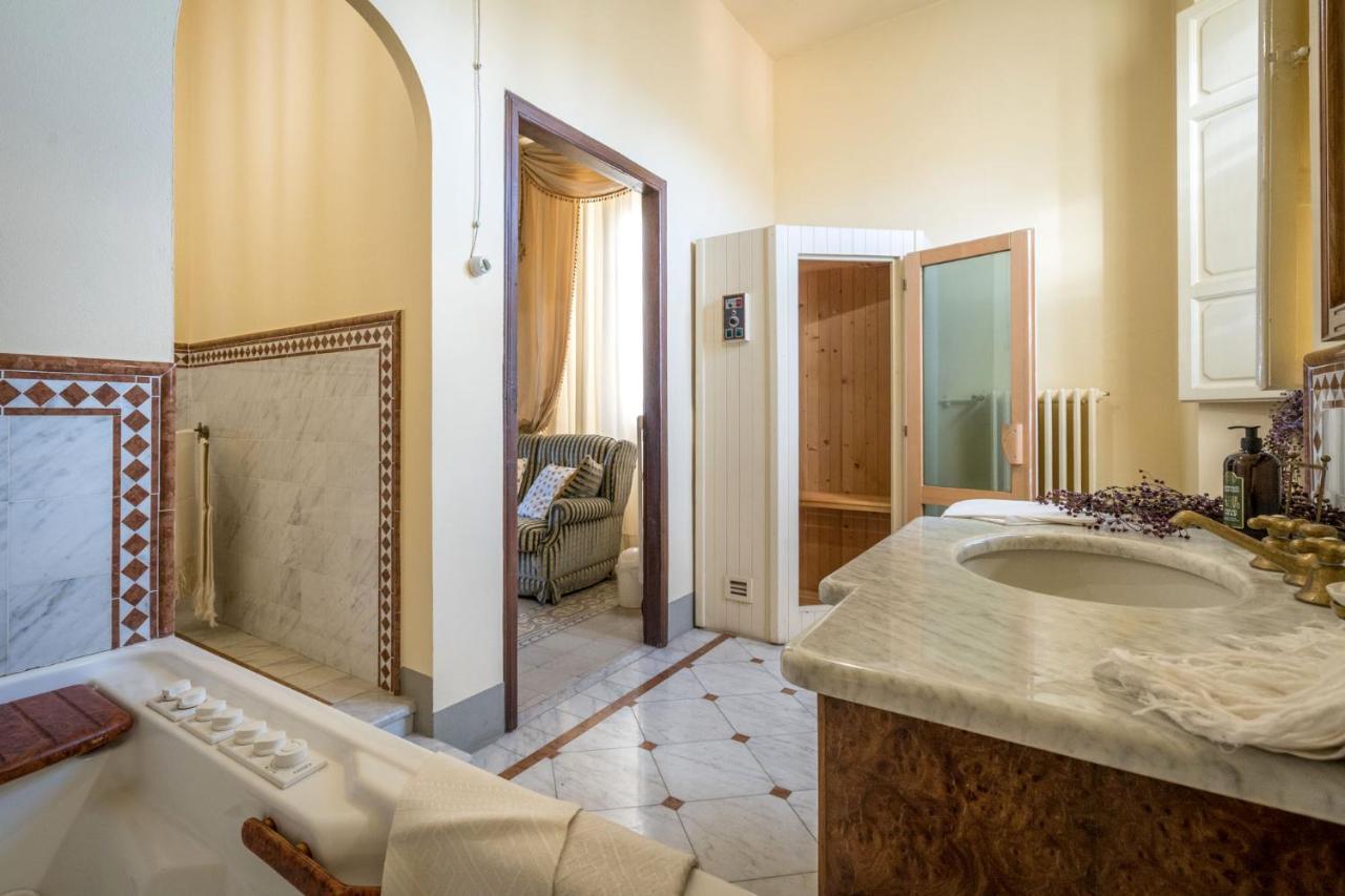 Villa Ines Charme Near Lucca Altopascio Exterior photo